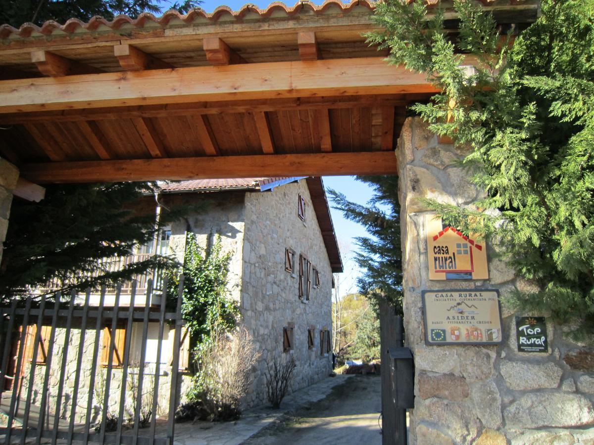 La Casona De Collado Pensionat Hoyos del Collado Exteriör bild